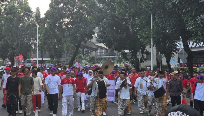 MENJELANG 5 ABAD DIRGAHAYU DKI JAKARTA, WALI KOTA JAKARTA PUSAT IMBAU MASYARAKAT SADAR PENGENDALIAN SAMPAH