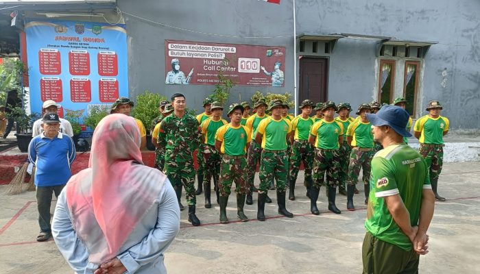 Batalyon 328 Kostrad Gelar Karya Bakti Bersihkan Kali Seng di Pancoran MasDEPOK