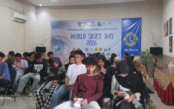 IKASMAN 37 ANGKATAN 90 GELAR BAKTI SOSIAL PEMERIKSAAN MATA, 320 SISWA TERIMA KACAMATA